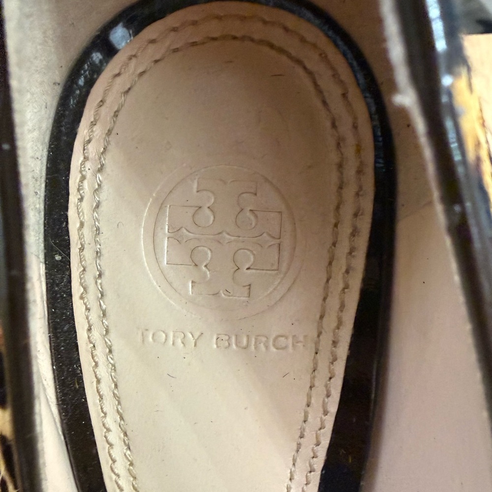 Tory Burch Suede Leopard Print Pointed Toe High Heels - Women size 8 - Picture 5 of 8